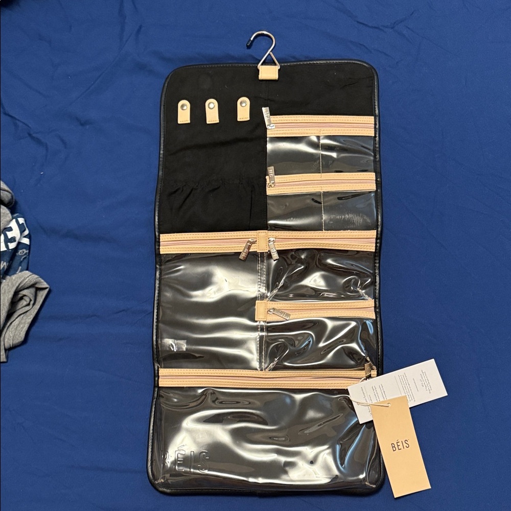 BEIS Black and Tan Hanging Organizer